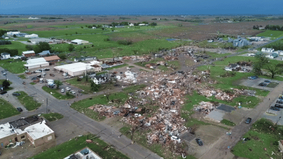 Drone Footage Shows Extensive Damage After Deadly Tornado Rips Through Iowa Town – MASHAHER