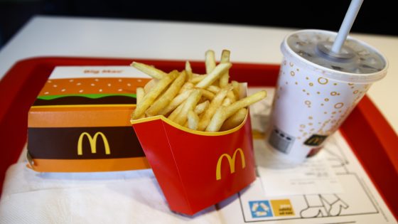 McDonald’s Customers Are Not Lovin’ a Major Change Coming to Restaurants: ‘McRipoff’ – MASHAHER