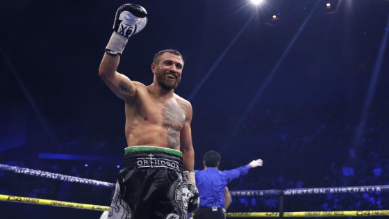 Ruthless Lomachenko stops Kambosos to win IBF lightweight title in Perth – MASHAHER