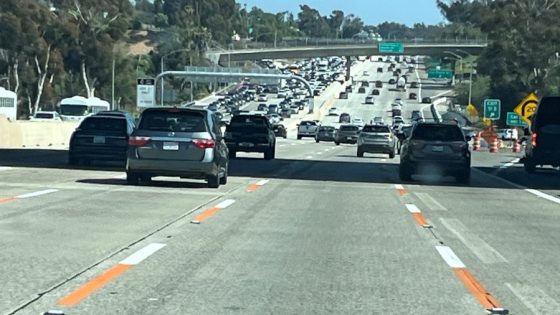 Seeing orange and white lines on the freeway? Here’s what they mean – MASHAHER