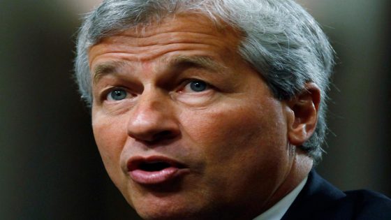 Jamie Dimon warns inflation and higher interest rates may linger — and people are running out of spare cash – MASHAHER