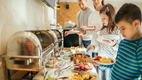 Want To Avoid Food Poisoning? Skip These Items At Your Hotel’s Breakfast Buffet – MASHAHER