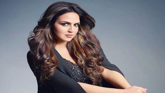 Esha Deol reveals salwar kurta choice on Koffee with Karan; says, “Maybe dad watches this, I better be well dressed” : Bollywood News – MASHAHER