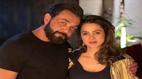 Bobby Deol shares sweet wedding anniversary wish for Tania Deol; says, “Happy anniversary my jaan” : Bollywood News – MASHAHER