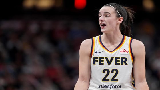 Caitlin Clark returns from injury scare; Fever fall to 0-4 as Sun prevail in thriller – MASHAHER