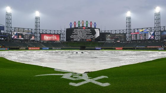 Garrett Crochet oddly ejected during strange ninth-inning rain delay – MASHAHER