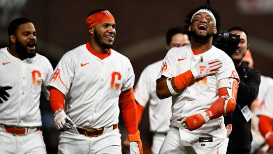 Giants make franchise history twice in walk-off win vs. Phillies – MASHAHER