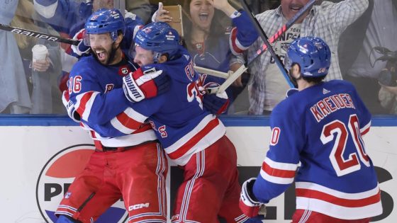 Trocheck’s power-play goal lifts Rangers to 4-3 win over Hurricanes in 2OT for 2-0 series lead – MASHAHER