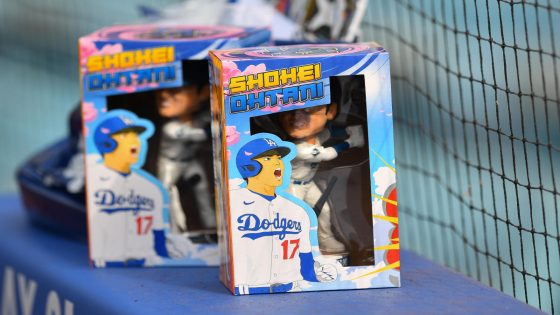 The Dodgers’ Shohei Ohtani bobblehead night was as packed as you’d expect – MASHAHER