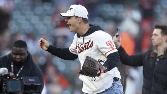 Watch 49ers QB Purdy throw out first pitch before Giants-Dodgers game – MASHAHER