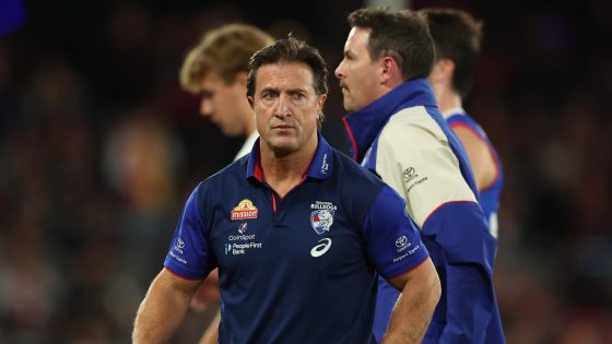 Fears Beveridge is one bad loss away from walking, Western Bulldogs under pressure, Luke Beveridge, results, Hawthorn surprise win, Richmond on Saturday night, latest news – MASHAHER