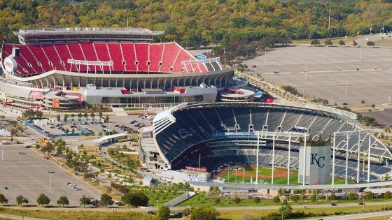 As Kansas lures the Chiefs, here’s why the path to staying at Arrowhead is complex – MASHAHER