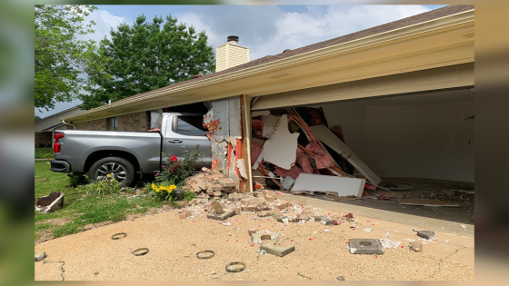 Truck crashes into house in Longview, cause unknown – MASHAHER