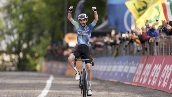 Paret-Peintre follows brother in taking Giro stage win – MASHAHER