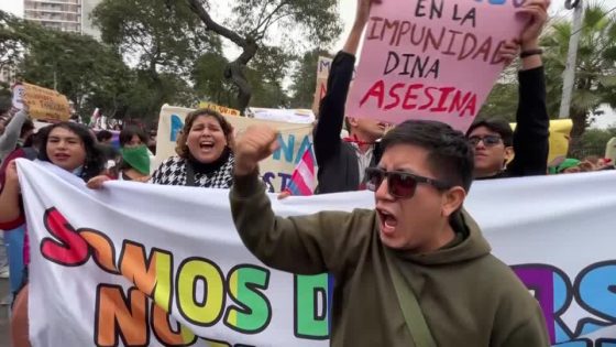 Peruvians march against new 'transphobic' law – MASHAHER