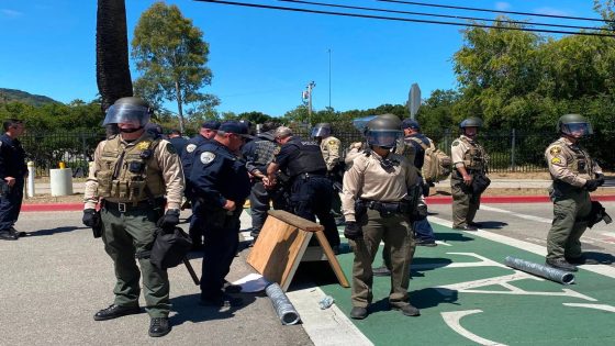 Police arrest 8 pro-Palestine protesters who blocked entrance to Cal Poly SLO – MASHAHER