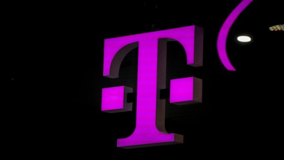 T-Mobile to buy almost all of U.S Cellular in deal worth $4.4 billion with debt – MASHAHER