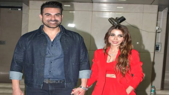 Arbaaz Khan serenades wife Sshura Khan during romantic night drive : Bollywood News – MASHAHER