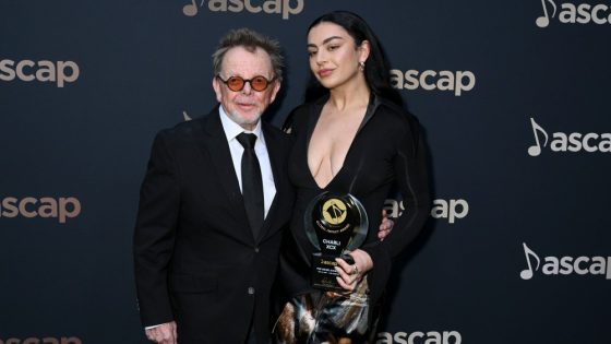 Charli XCX, Dan Nigro Honored – MASHAHER