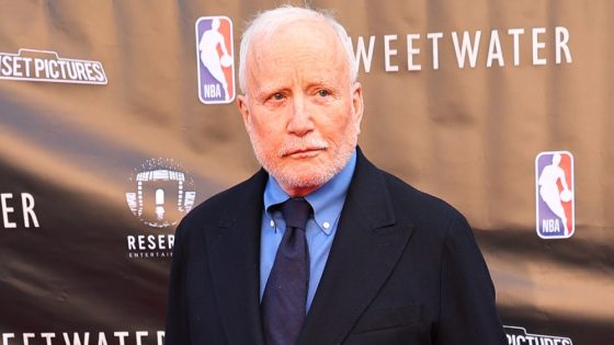 Richard Dreyfuss Slammed as Theater Apologizes for ‘Offensive’ Q&A – MASHAHER