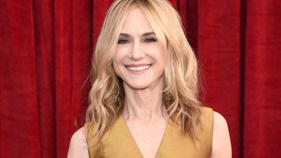 Starfleet Academy’ Series Casts Holly Hunter in Main Role – MASHAHER