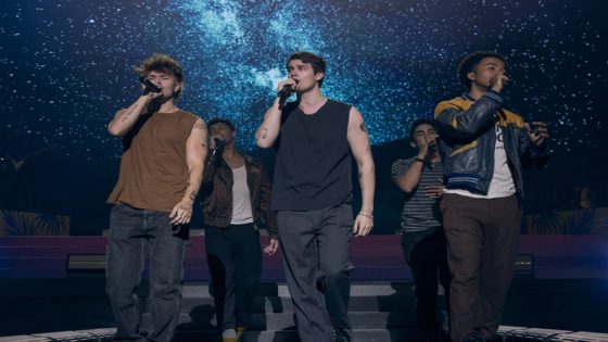 Nicholas Galitzine & ‘The Idea of You’ Music Producers on August Moon – MASHAHER