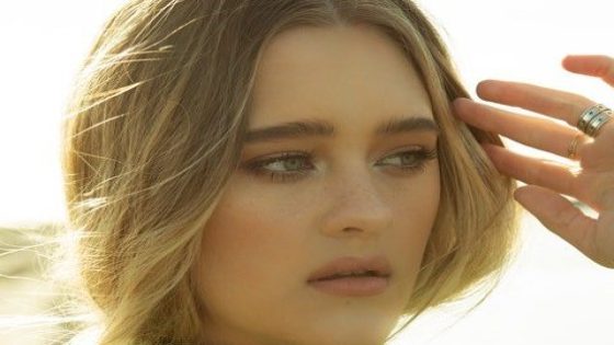 Lizzy Greene to Star in and Executive Produce Thriller ‘High Tide’ – MASHAHER