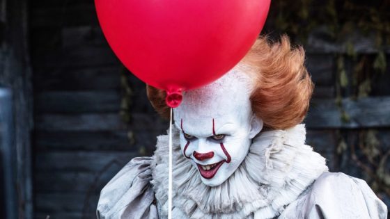 Bill Skarsgård Criticizes ‘It’ Studio For Early Pennywise Photos – MASHAHER