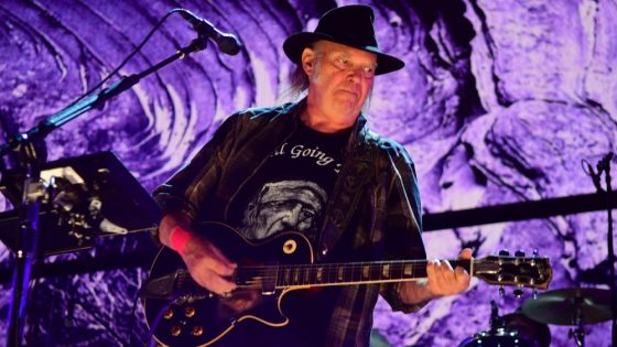 Neil Young and Crazy Horse at Forest Hills Stadium: Concert Review – MASHAHER