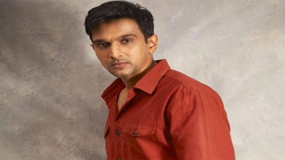 Pratik Gandhi suffers mishap on Gandhi set; says, “It is a bit painful” : Bollywood News – MASHAHER