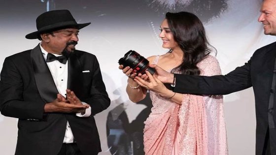 Preity Zinta calls Santosh Sivan ‘mad genius’, shares unseen pictures from Cannes Film Festival : Bollywood News – MASHAHER