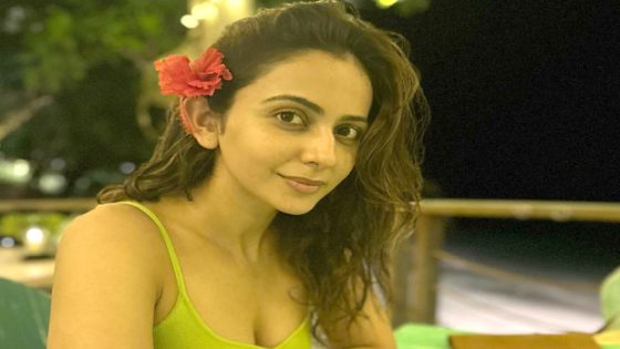 Rakul Preet Singh shares photos from her beachy holiday in Fiji with Jackky Bhagnani as the couple completes three-month anniversary : Bollywood News – MASHAHER