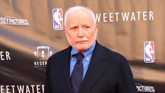 Richard Dreyfuss Sparks Outrage, Massachusetts Theater Apologizes For His ‘Offensive and Distressing’ Remarks at ‘Jaws’ Screening – MASHAHER