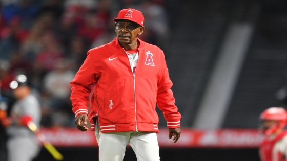 Angels manager Ron Washington criticizes Luis Guillorme’s fail squeeze bunt: ‘He didn’t do the job.’ – MASHAHER