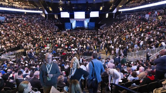 Berkshire Hathaway has first annual meeting since death of longtime vice chairman Charlie Munger – MASHAHER