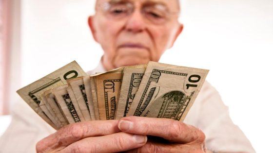 Social Security’s 2025 Cost-of-Living Adjustment (COLA) Forecast Is Climbing, But Seniors Aren’t Going to Be Happy – MASHAHER