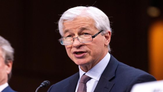 Jamie Dimon says the end to his time as JPMorgan CEO is ‘not 5 years anymore’ – MASHAHER