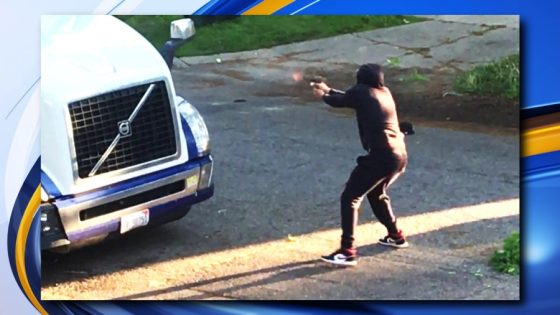 New video shows shootout in Lansing neighborhood – MASHAHER