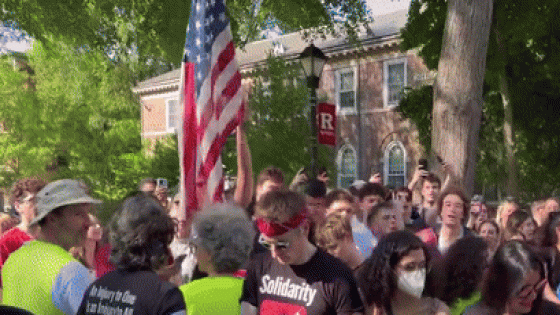 Students Sing US National Anthem to Pro-Palestine Protesters at Rutgers University – MASHAHER