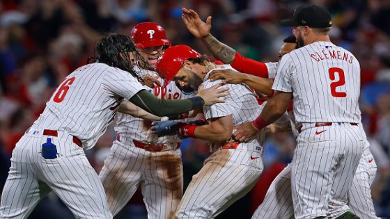 Phillies keep rallying late, stealing wins and showing it might be a skill – MASHAHER