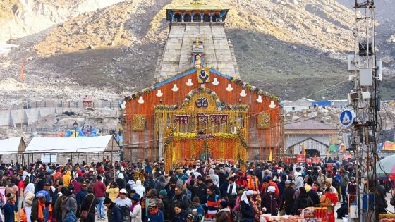 Uttarakhand bans use of mobile phones to shoot reels near Char Dham temples – MASHAHER