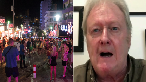 ‘Ignorant little crap hats!’ Charlie Lawson demands rowdy Britons abroad are BANNED from tourist spots – MASHAHER