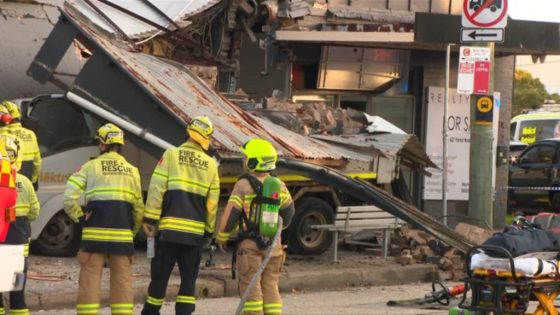 Bexley truck crash: Driver trapped and rescue mission underway after house collision – MASHAHER