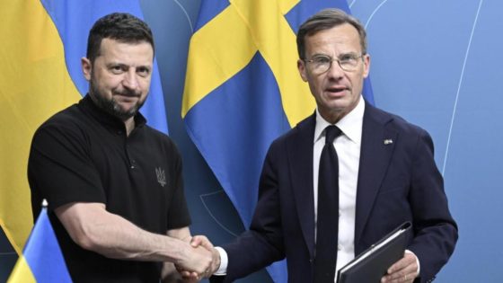 Ukraine’s Zelenskiy signs security deal with Sweden – MASHAHER