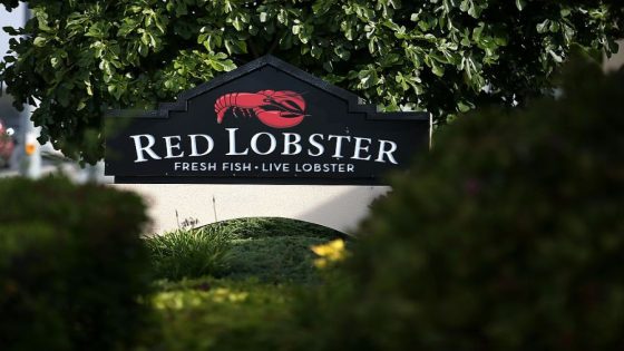 San Diego Red Lobster location among those to close, auction items – MASHAHER