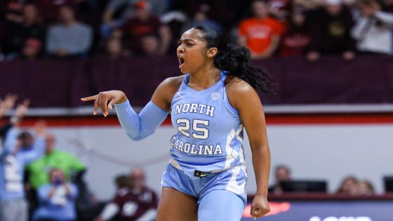 Former UNC guard Deja Kelly commits to Oregon for final year of eligibility – MASHAHER