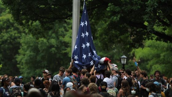 UNC student who defended American flag from campus mob ‘honored to give back to the nation’ – MASHAHER