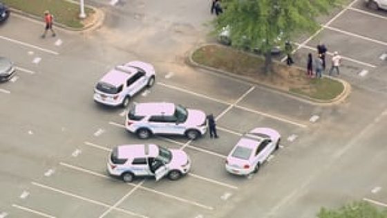 Man with loaded rifle arrested at Charlotte high school – MASHAHER