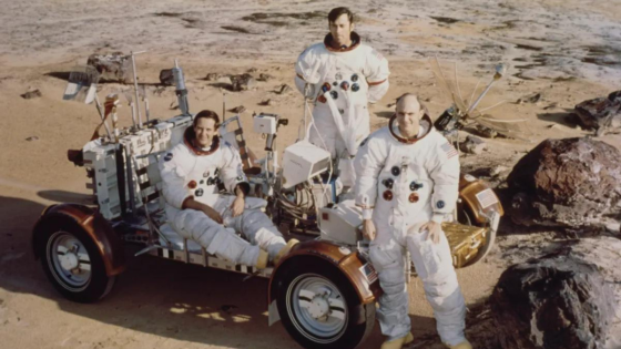 There’s More to an Image Allegedly Showing Astronauts Not Wearing Helmets on the Moon Than Meets the Eye – MASHAHER