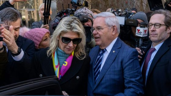 Sen. Bob Menendez Reveals Wife’s Cancer Diagnosis After Pointing Finger at Her in Trial – MASHAHER